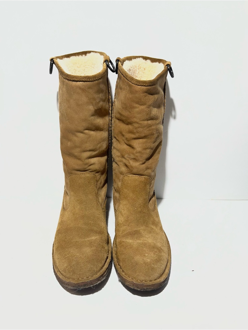 😍 UGG Chestnut Suede Mid-Calf Shearling Boots visible wear size 7.5
